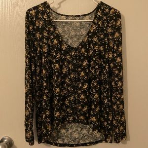 American Eagle Long sleeve